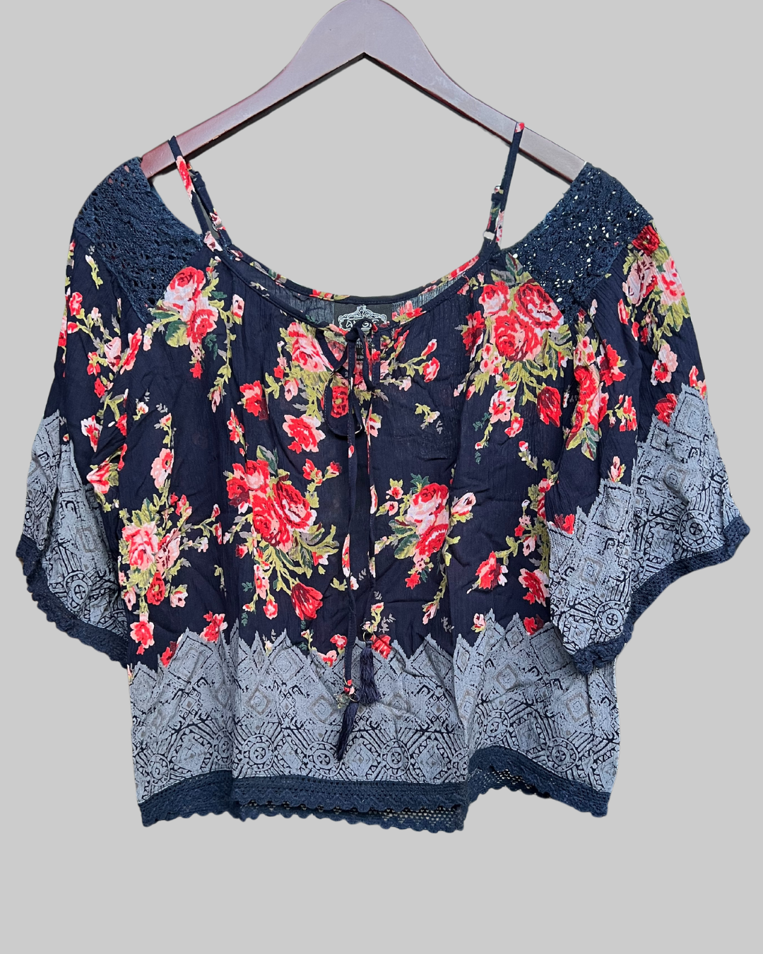 ANGIE Boho Style in Floral Cold Shoulder Blouse