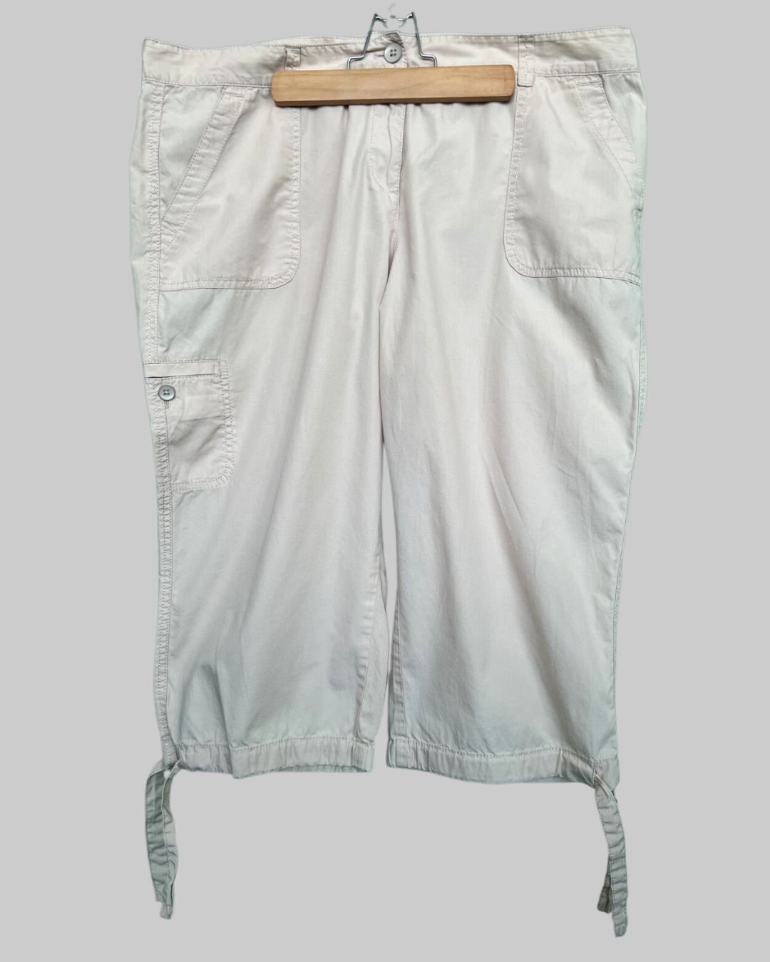 Ann Taylor LOFT Original Crop Khaki Capri Pants