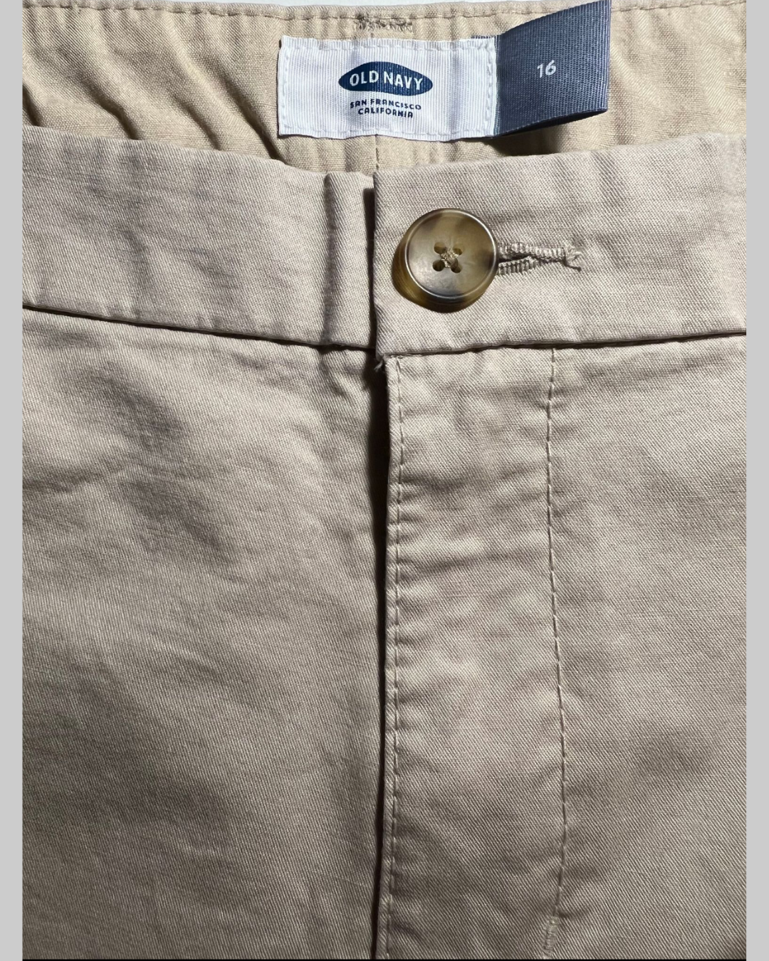 Old Navy Mid Rise Khaki Short