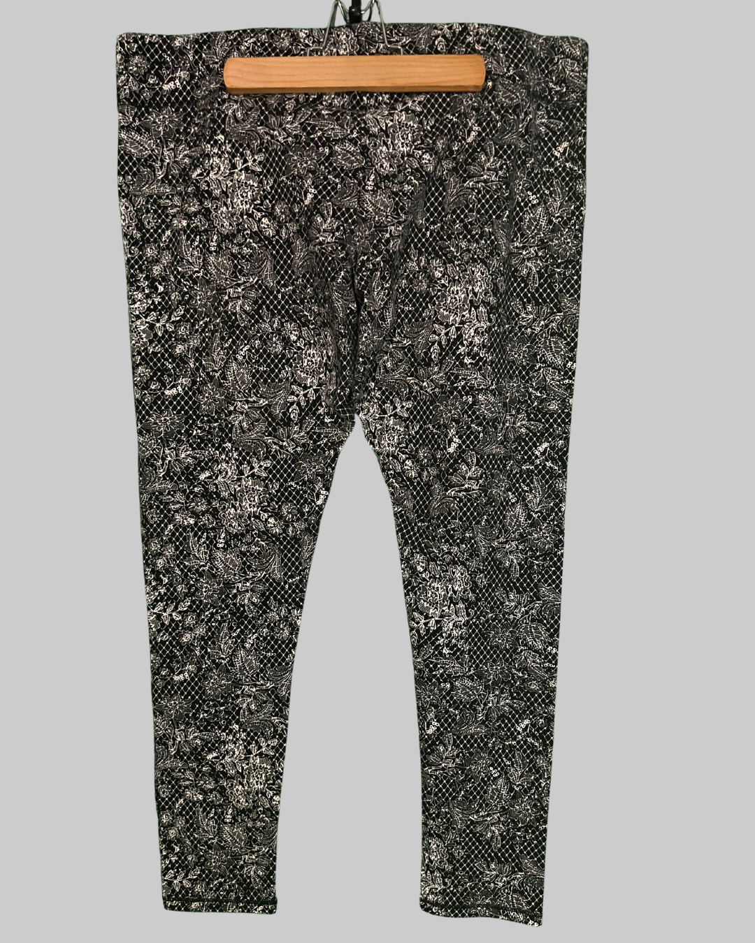 Women's Black Floral Activewear Leggings