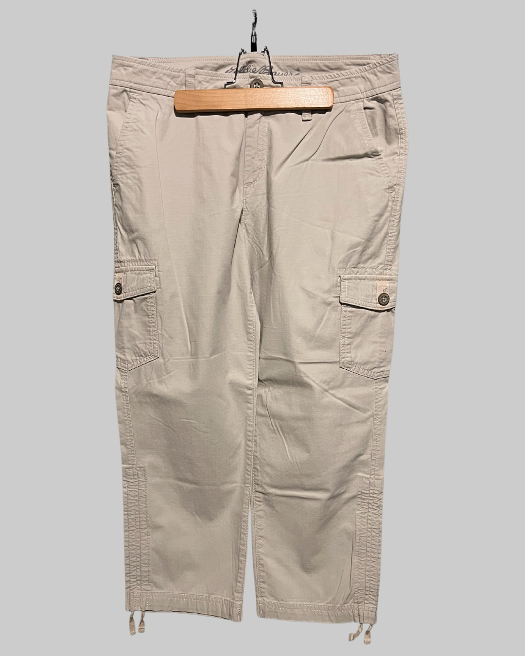 Eddie Bauer Women's Khaki Cargo Cropped Capri