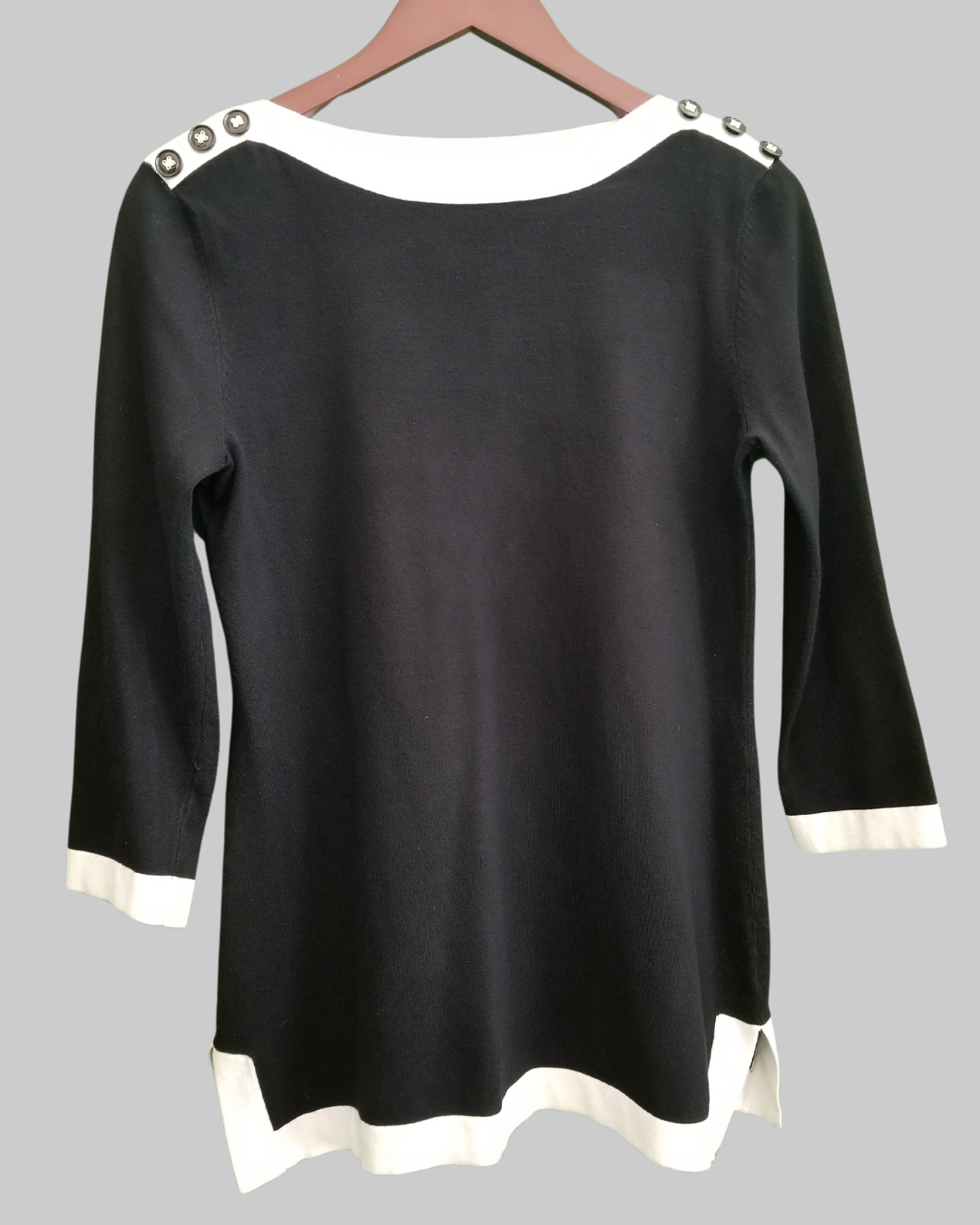 Black & White Women's 3/4 Sleeve Sweater