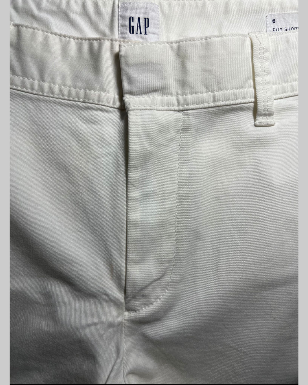 Gap Women's Mid Rise Shorts