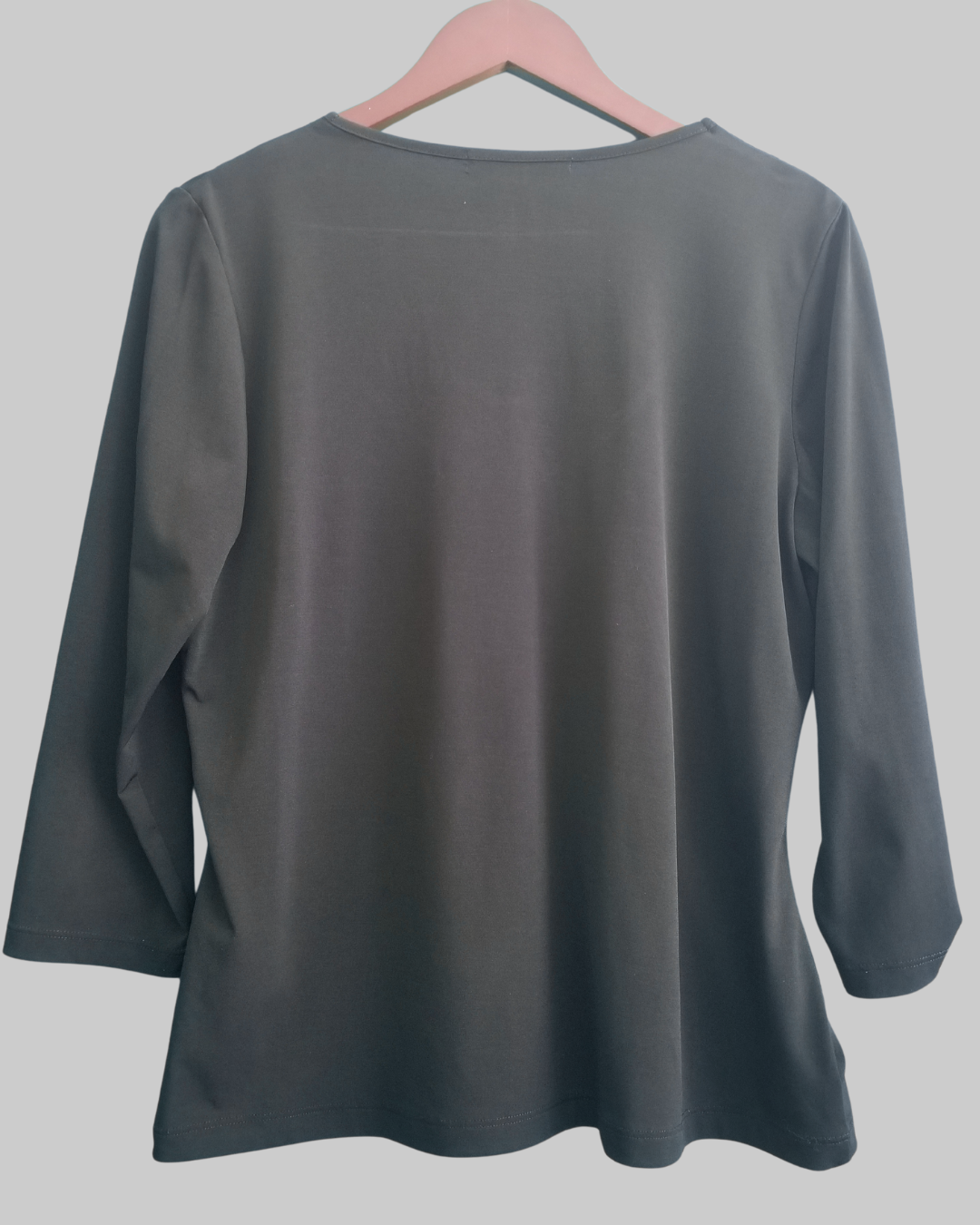 Debbie Morgan 3/4 Sleeve Brown Top