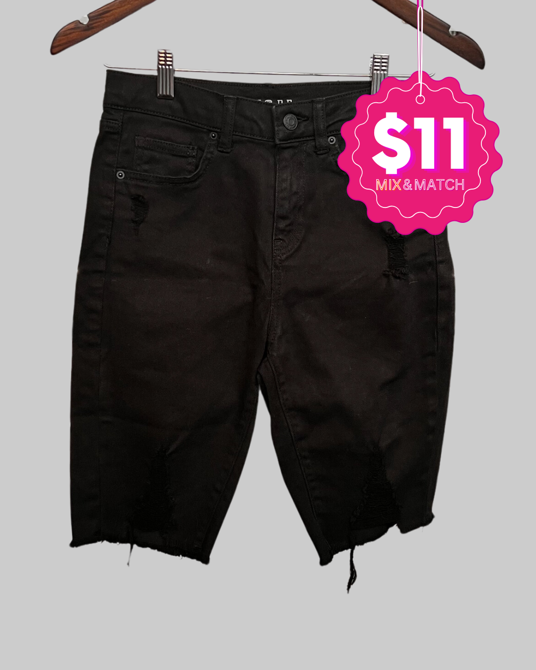 WILD Fable Black Jean Short